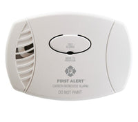 First Alert Wall Plug In Carbon Monoxide Alarm White